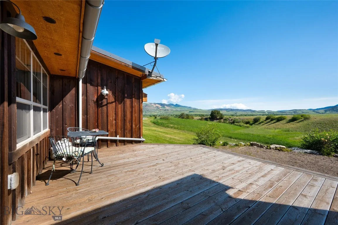 Side deck off kitchen, perfect spot for morning coffee :-)