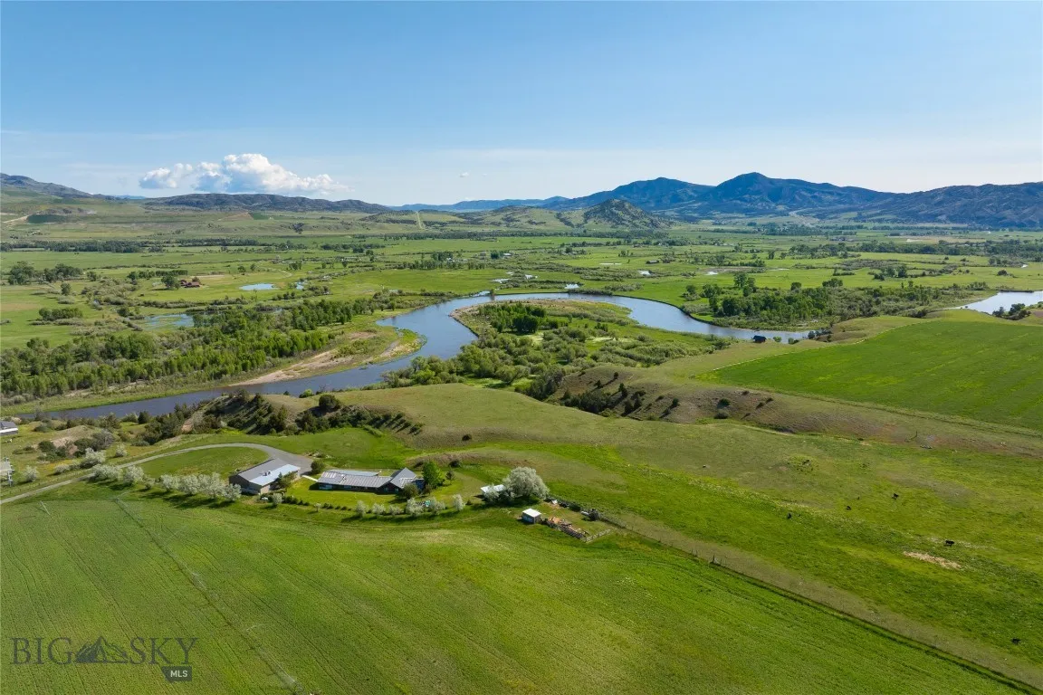 107 Mayflower Road, Whitehall, Montana 59759, Whitehall, Montana 59759, 4 Bedrooms Bedrooms, ,3 BathroomsBathrooms,Residential,For Sale,107 Mayflower Road, Whitehall, Montana 59759,0,402996