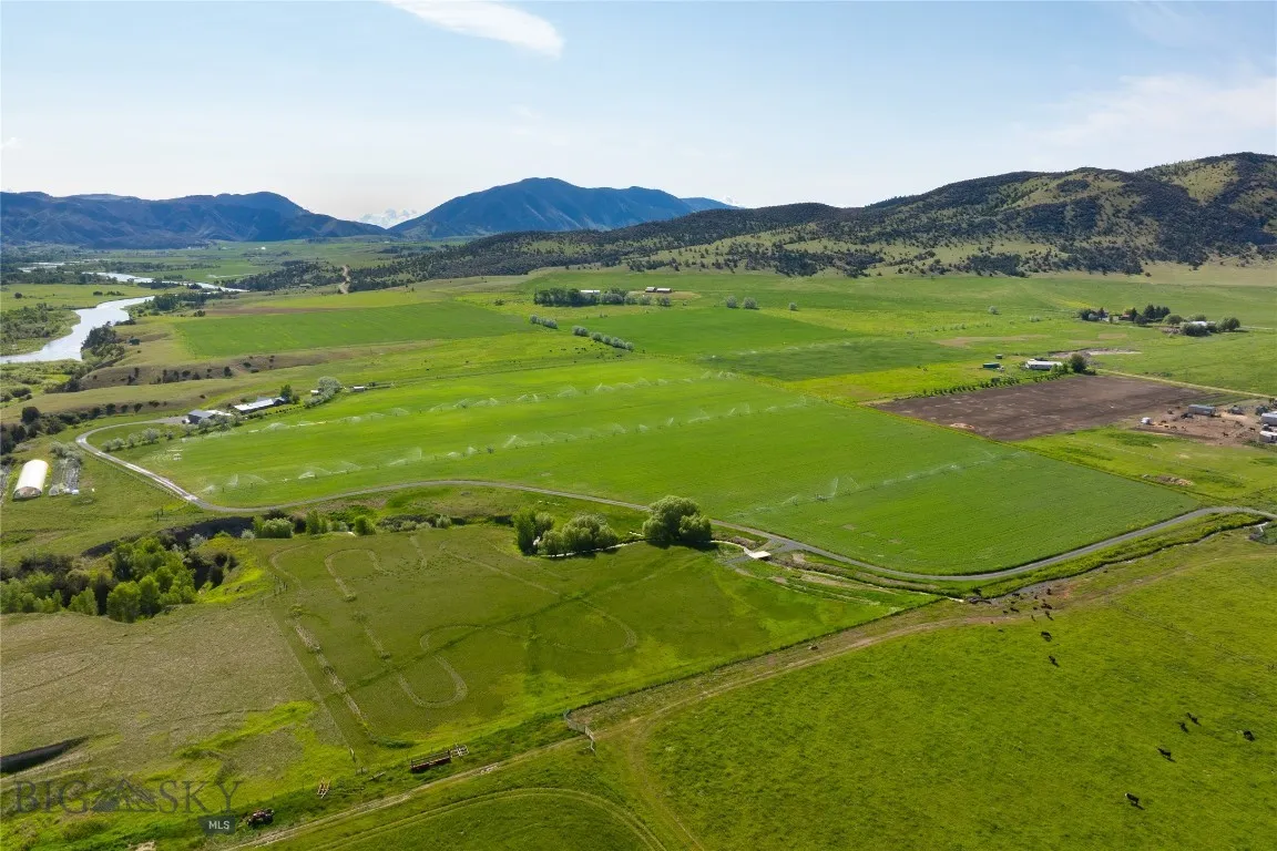 107 Mayflower Road, Whitehall, Montana 59759, Whitehall, Montana 59759, 4 Bedrooms Bedrooms, ,3 BathroomsBathrooms,Residential,For Sale,107 Mayflower Road, Whitehall, Montana 59759,0,402996