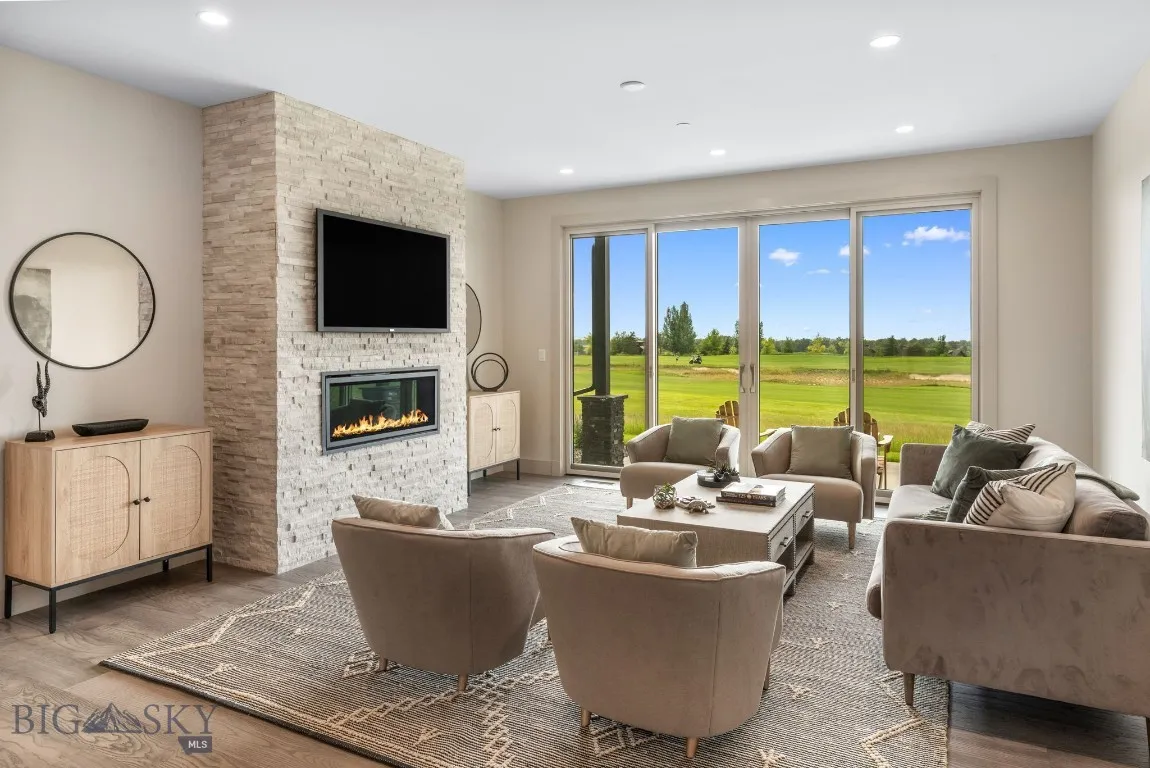 Living area.