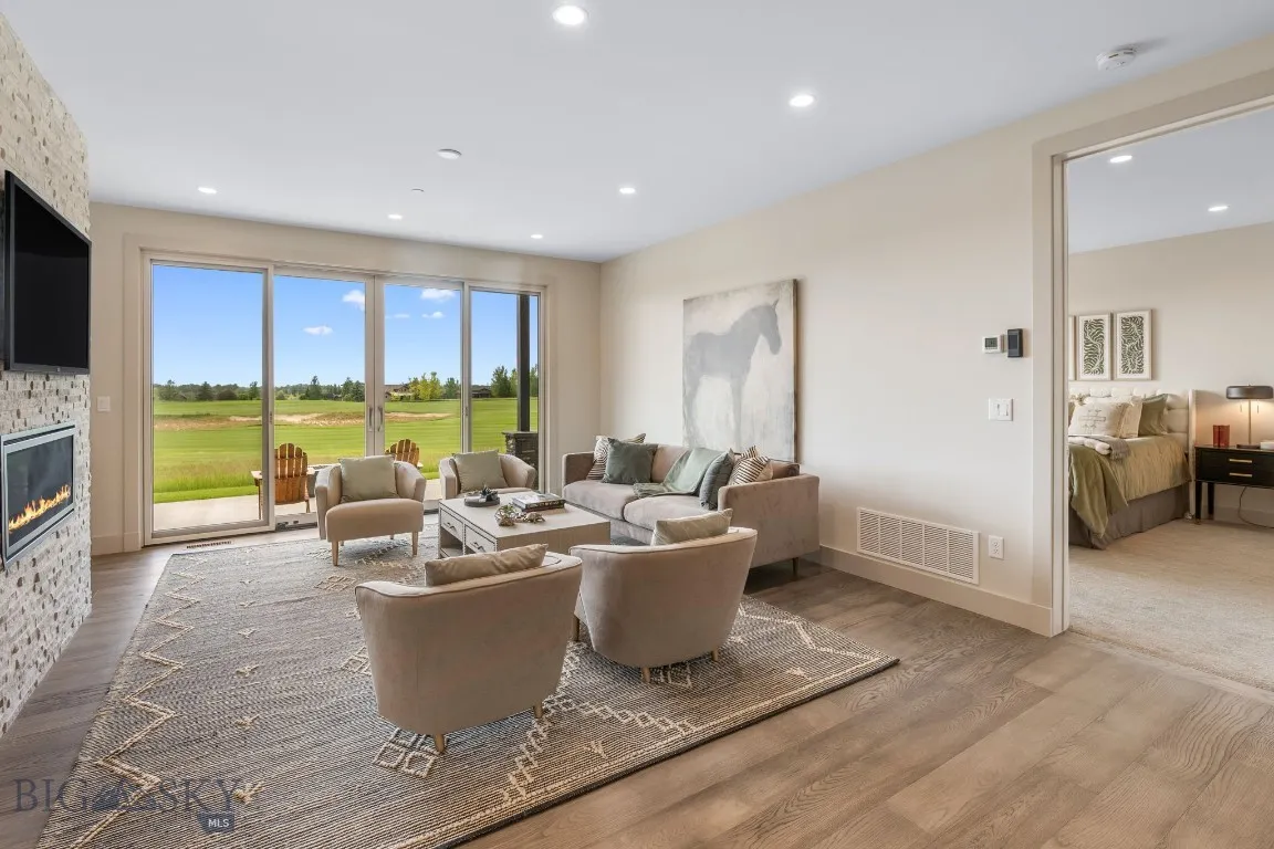 55 Ghost Horse B, Bozeman, Montana 59718, Bozeman, Montana 59718, 2 Bedrooms Bedrooms, ,2 BathroomsBathrooms,Residential,For Sale,55 Ghost Horse B, Bozeman, Montana 59718,0,403474