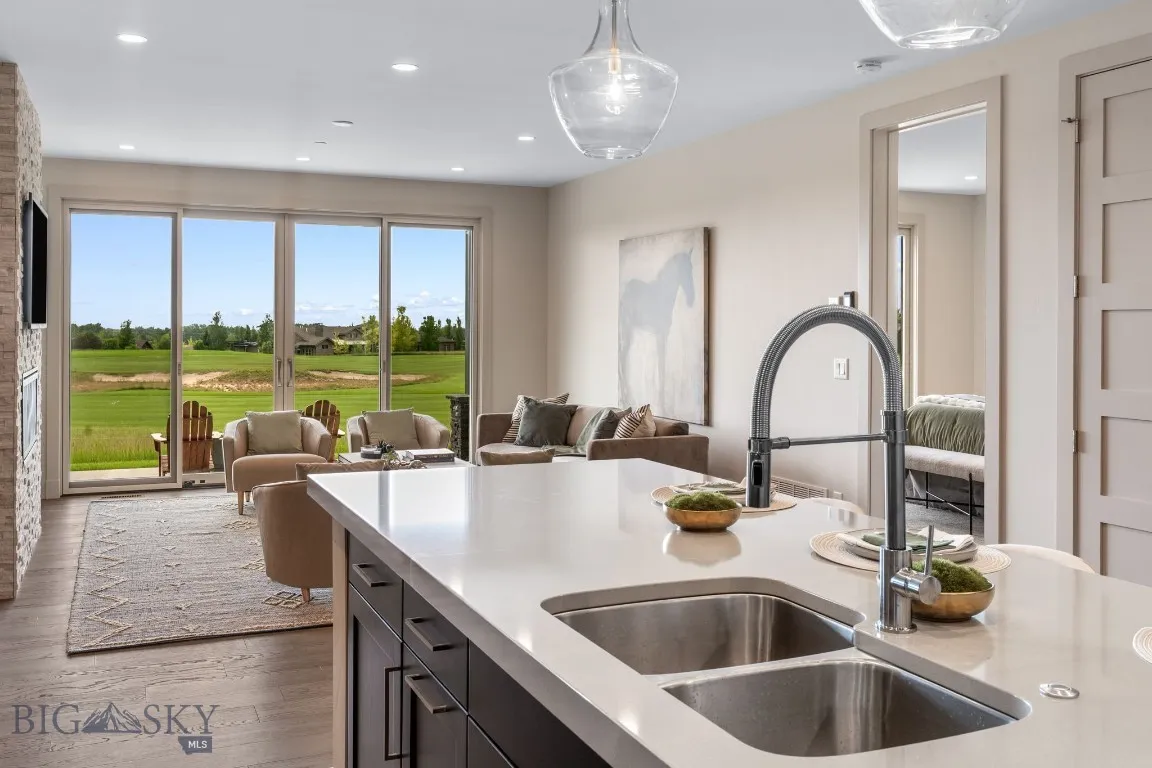 55 Ghost Horse B, Bozeman, Montana 59718, Bozeman, Montana 59718, 2 Bedrooms Bedrooms, ,2 BathroomsBathrooms,Residential,For Sale,55 Ghost Horse B, Bozeman, Montana 59718,0,403474