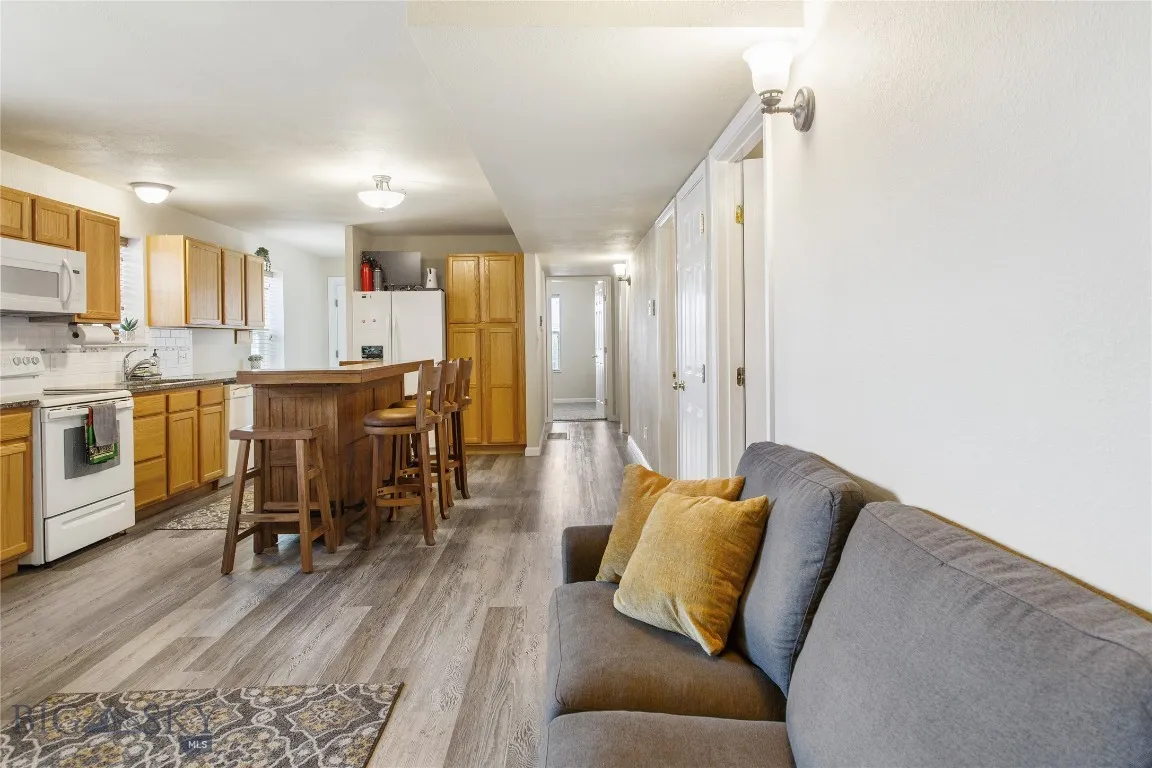 940 Nevada Avenue, Butte, Montana 59701, Butte, Montana 59701, 4 Bedrooms Bedrooms, ,2 BathroomsBathrooms,Residential,For Sale,940 Nevada Avenue, Butte, Montana 59701,403470