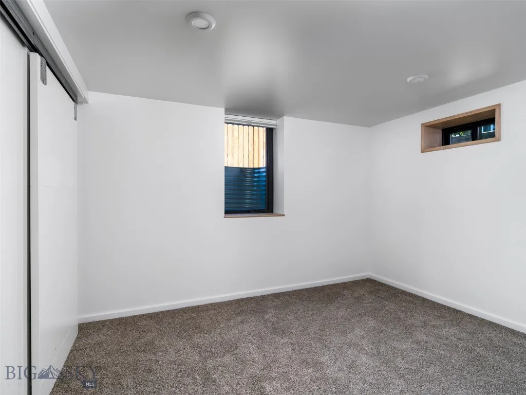 Bedroom #4 on lower