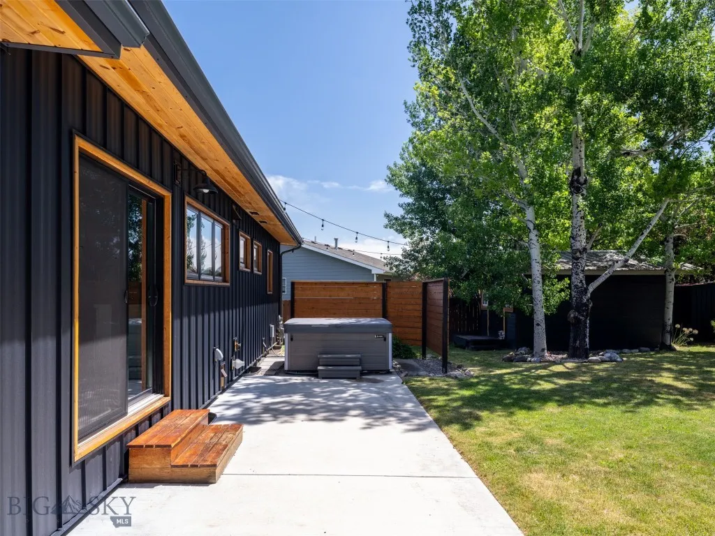 Back patio with salt water hot tub