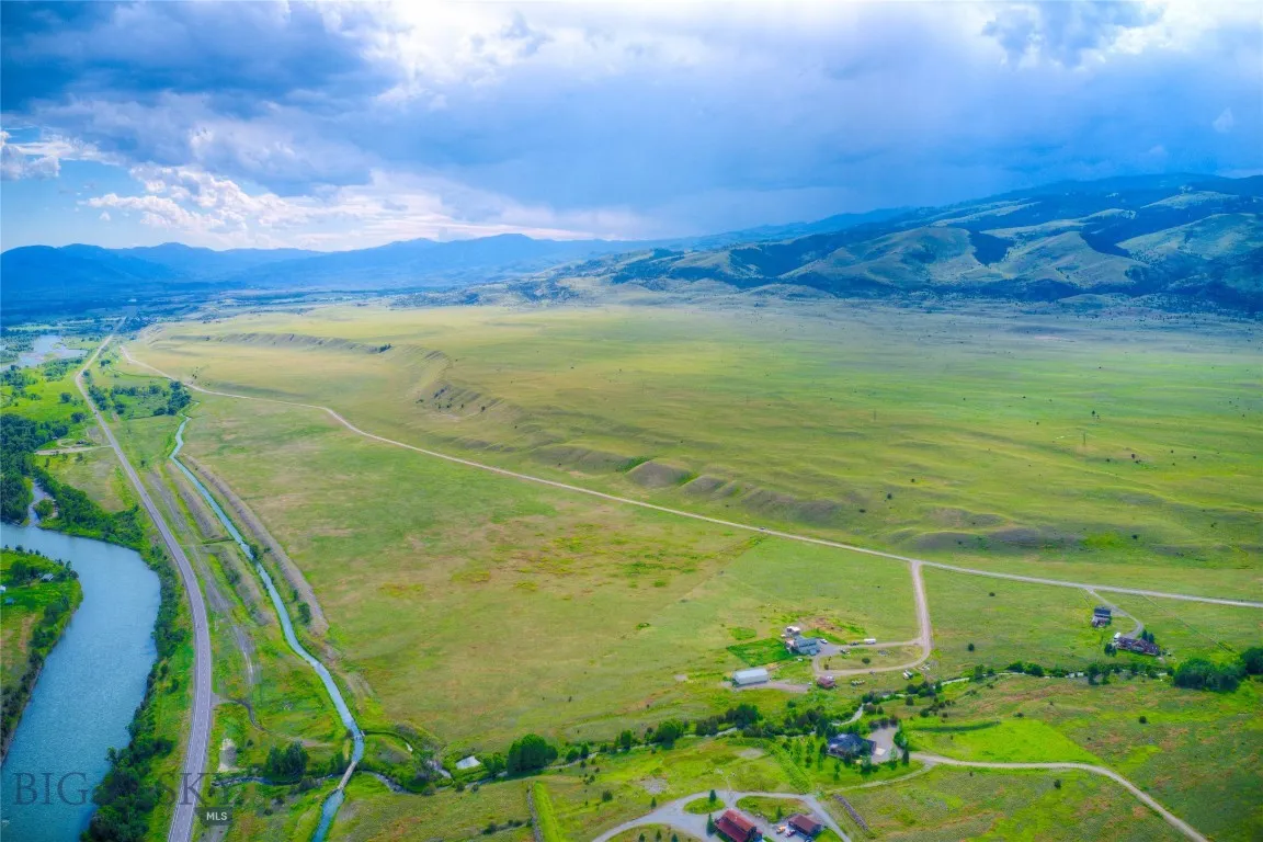Nhn Old Yellowstone Trail North N, Livingston, Mon, Livingston, Montana 59047, ,Land,For Sale,Nhn Old Yellowstone Trail North N, Livingston, Mon,403389