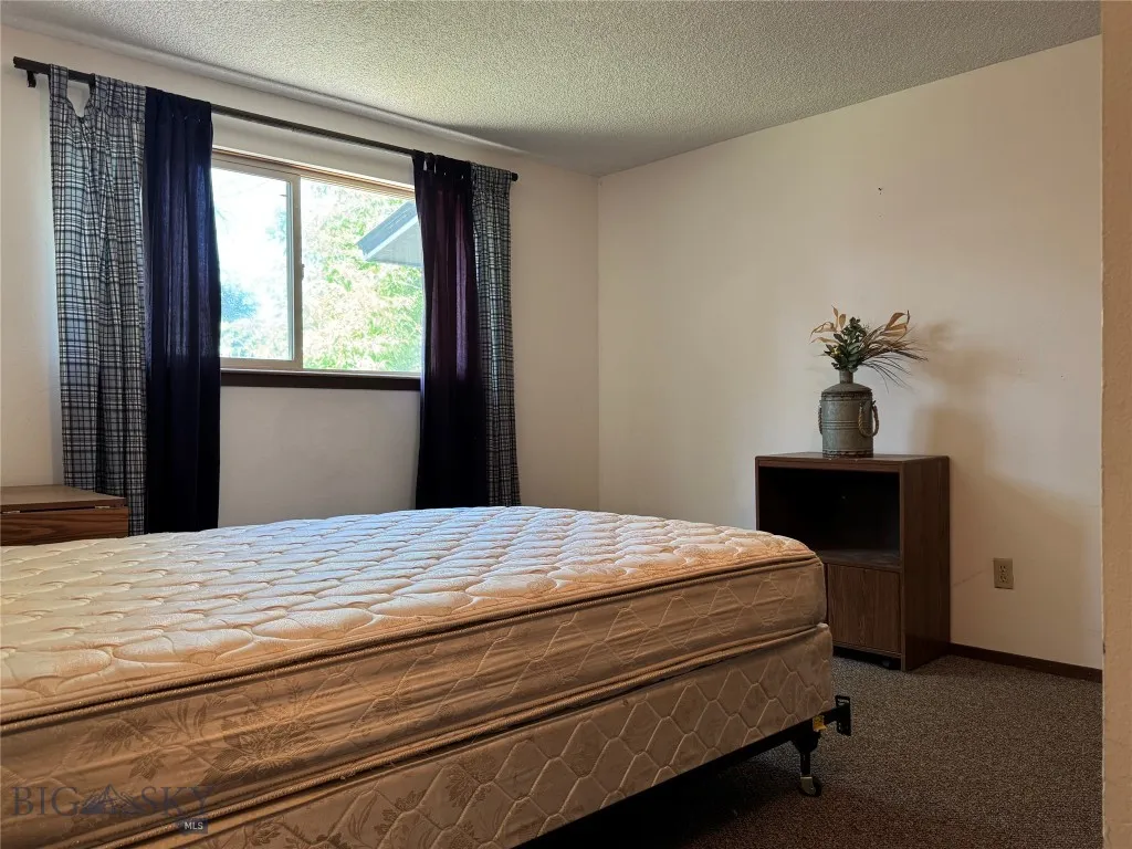 915 E 2nd Ave, Big Timber, Montana 59011, Big Timber, Montana 59011, 4 Bedrooms Bedrooms, ,2 BathroomsBathrooms,Residential,For Sale,915 E 2nd Ave, Big Timber, Montana 59011,403503