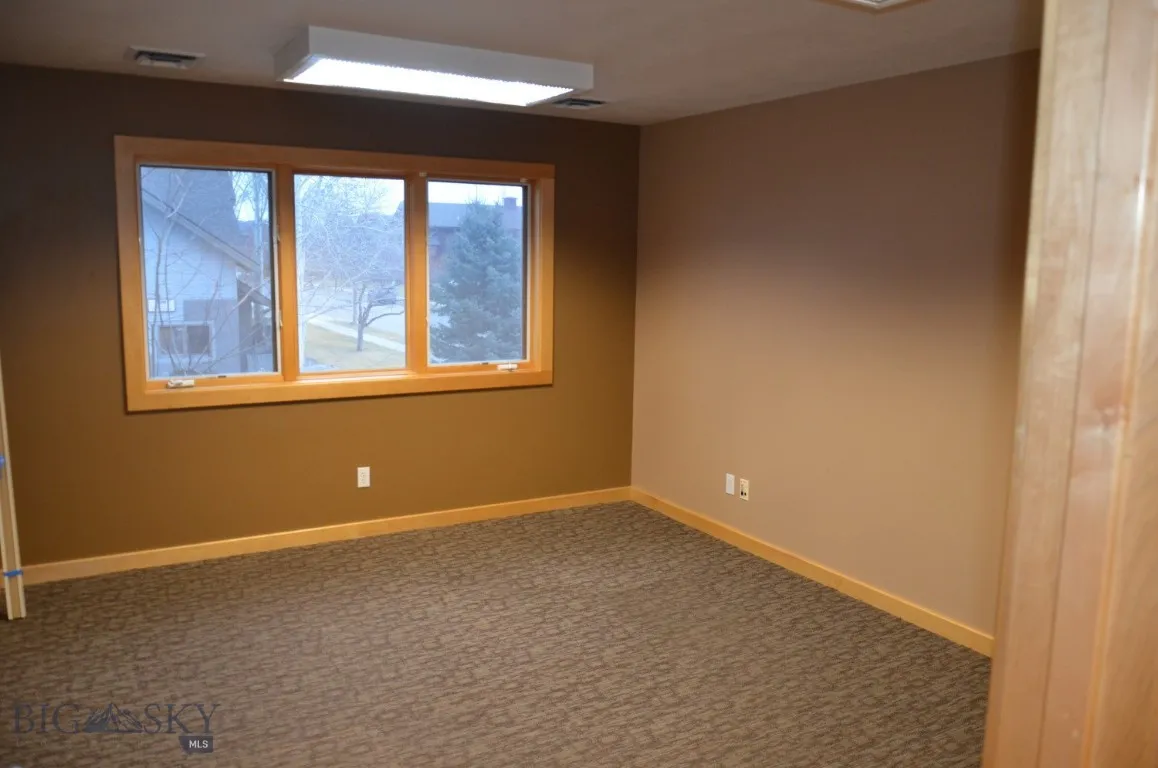 682 S Ferguson Avenue S 6, Bozeman, Montana 59718, Bozeman, Montana 59718, ,Commercial Sale,For Sale,682 S Ferguson Avenue S 6, Bozeman, Montana 59718,0,403505