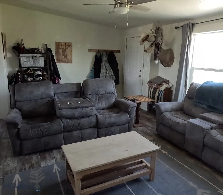 281 Snowcrest Trail, Dillon, Montana 59725, Dillon, Montana 59725, 3 Bedrooms Bedrooms, ,2 BathroomsBathrooms,Residential,For Sale,281 Snowcrest Trail, Dillon, Montana 59725,403534