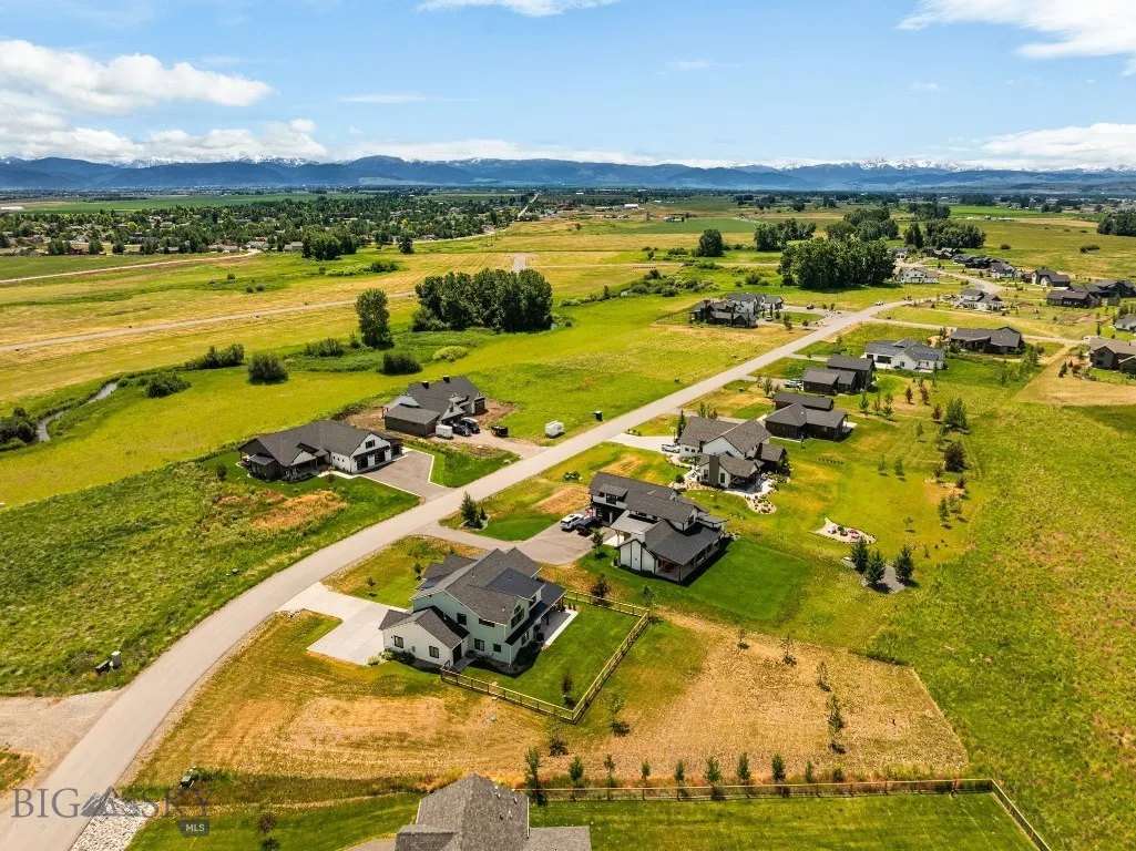 85 Riparian Way, Bozeman, Montana 59718, Bozeman, Montana 59718, 5 Bedrooms Bedrooms, ,3 BathroomsBathrooms,Residential,For Sale,85 Riparian Way, Bozeman, Montana 59718,402960
