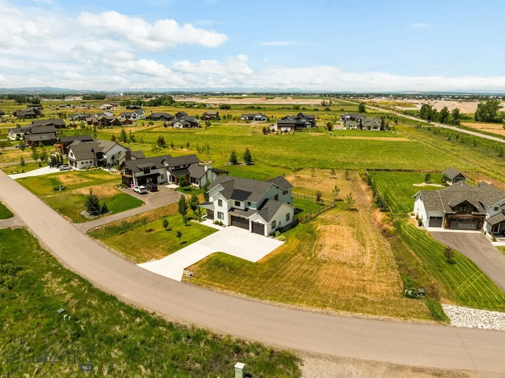 85 Riparian Way, Bozeman, Montana 59718, Bozeman, Montana 59718, 5 Bedrooms Bedrooms, ,3 BathroomsBathrooms,Residential,For Sale,85 Riparian Way, Bozeman, Montana 59718,402960