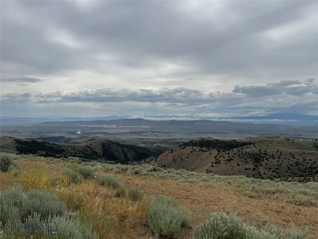 357 Pole Gulch Road, Three Forks, Montana 59752, Three Forks, Montana 59752, ,1 BathroomBathrooms,Residential,For Sale,357 Pole Gulch Road, Three Forks, Montana 59752,0,403493
