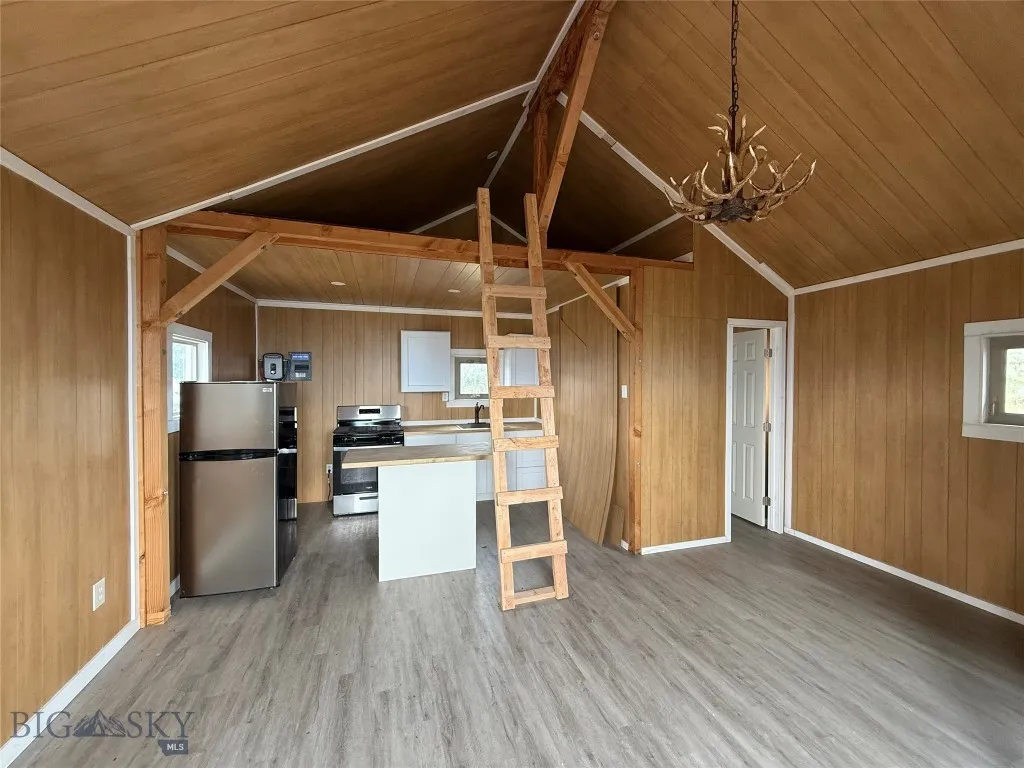 357 Pole Gulch Road, Three Forks, Montana 59752, Three Forks, Montana 59752, ,1 BathroomBathrooms,Residential,For Sale,357 Pole Gulch Road, Three Forks, Montana 59752,403493