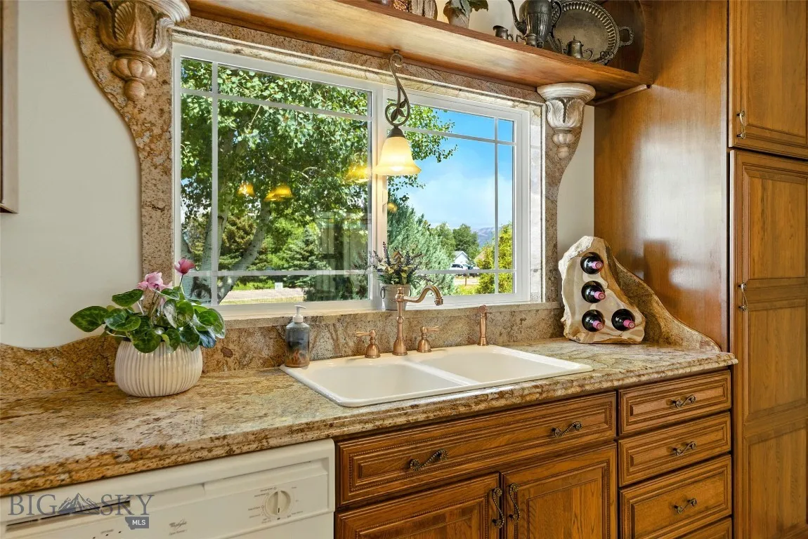 12 Pathfinder, Bozeman, Montana 59718, Bozeman, Montana 59718, 3 Bedrooms Bedrooms, ,2 BathroomsBathrooms,Residential,For Sale,12 Pathfinder, Bozeman, Montana 59718,0,403549
