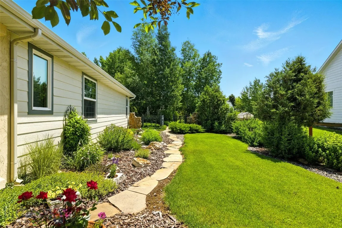 12 Pathfinder, Bozeman, Montana 59718, Bozeman, Montana 59718, 3 Bedrooms Bedrooms, ,2 BathroomsBathrooms,Residential,For Sale,12 Pathfinder, Bozeman, Montana 59718,0,403549