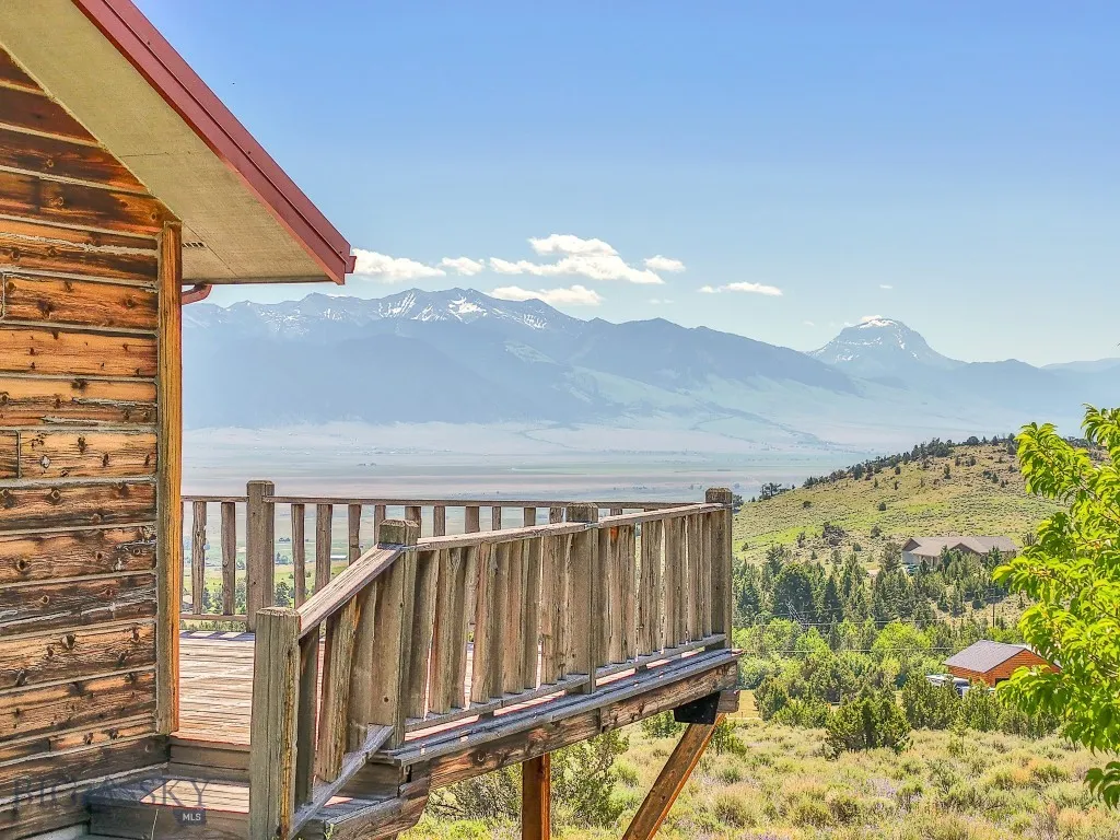2 Eight Mile Creek Rd, Ennis, Montana 59729, Ennis, Montana 59729, 4 Bedrooms Bedrooms, ,1 BathroomBathrooms,Residential,For Sale,2 Eight Mile Creek Rd, Ennis, Montana 59729,403526