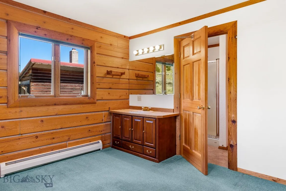 2 Eight Mile Creek Rd, Ennis, Montana 59729, Ennis, Montana 59729, 4 Bedrooms Bedrooms, ,1 BathroomBathrooms,Residential,For Sale,2 Eight Mile Creek Rd, Ennis, Montana 59729,403526