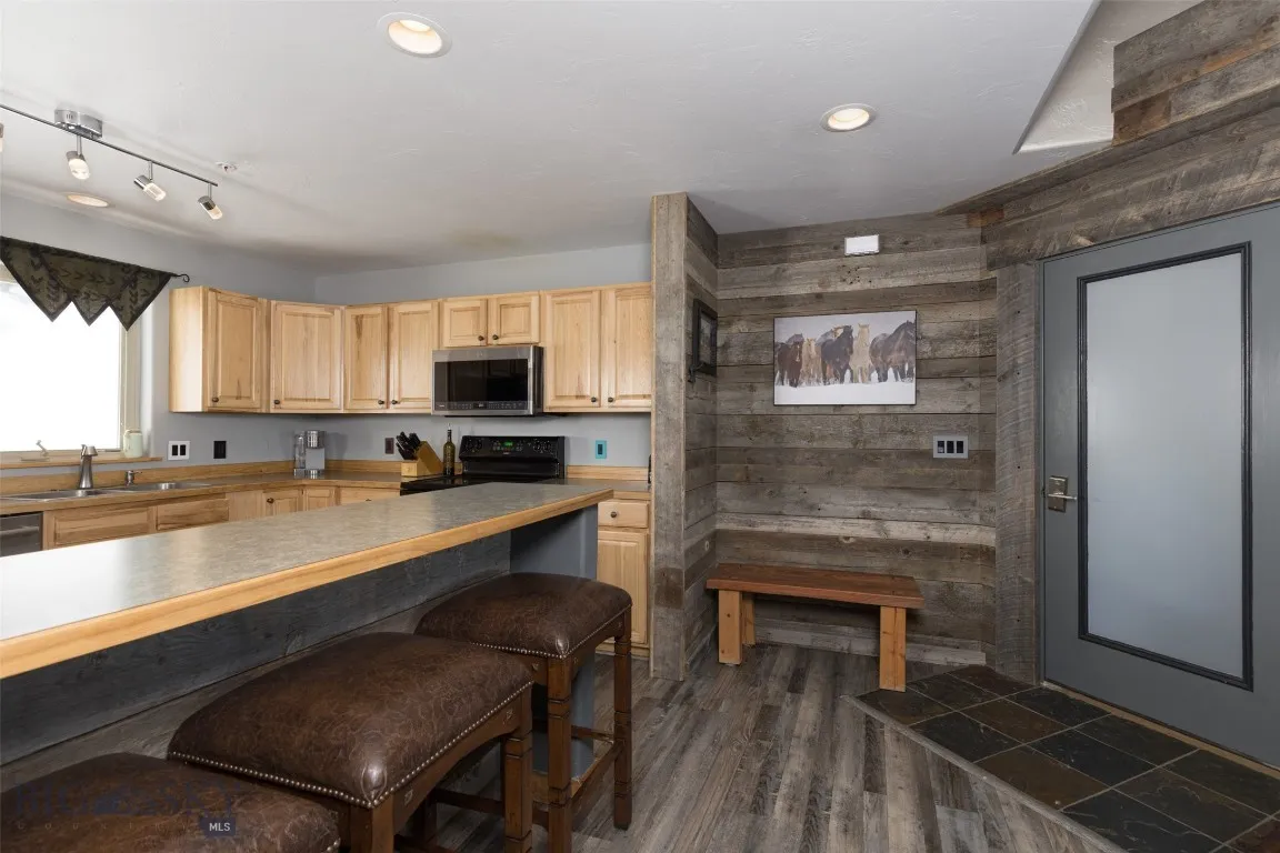 15 Spotted Fawn Court, Big Sky, Montana 59716, Big Sky, Montana 59716, 3 Bedrooms Bedrooms, ,1 BathroomBathrooms,Residential,For Sale,15 Spotted Fawn Court, Big Sky, Montana 59716,0,403561