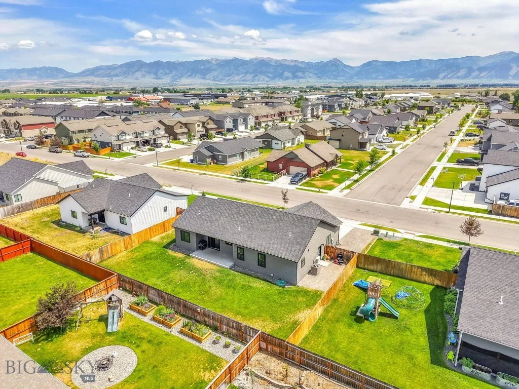 1005 Westwood Circle, Belgrade, Montana 59714, Belgrade, Montana 59714, 3 Bedrooms Bedrooms, ,2 BathroomsBathrooms,Residential,For Sale,1005 Westwood Circle, Belgrade, Montana 59714,401891