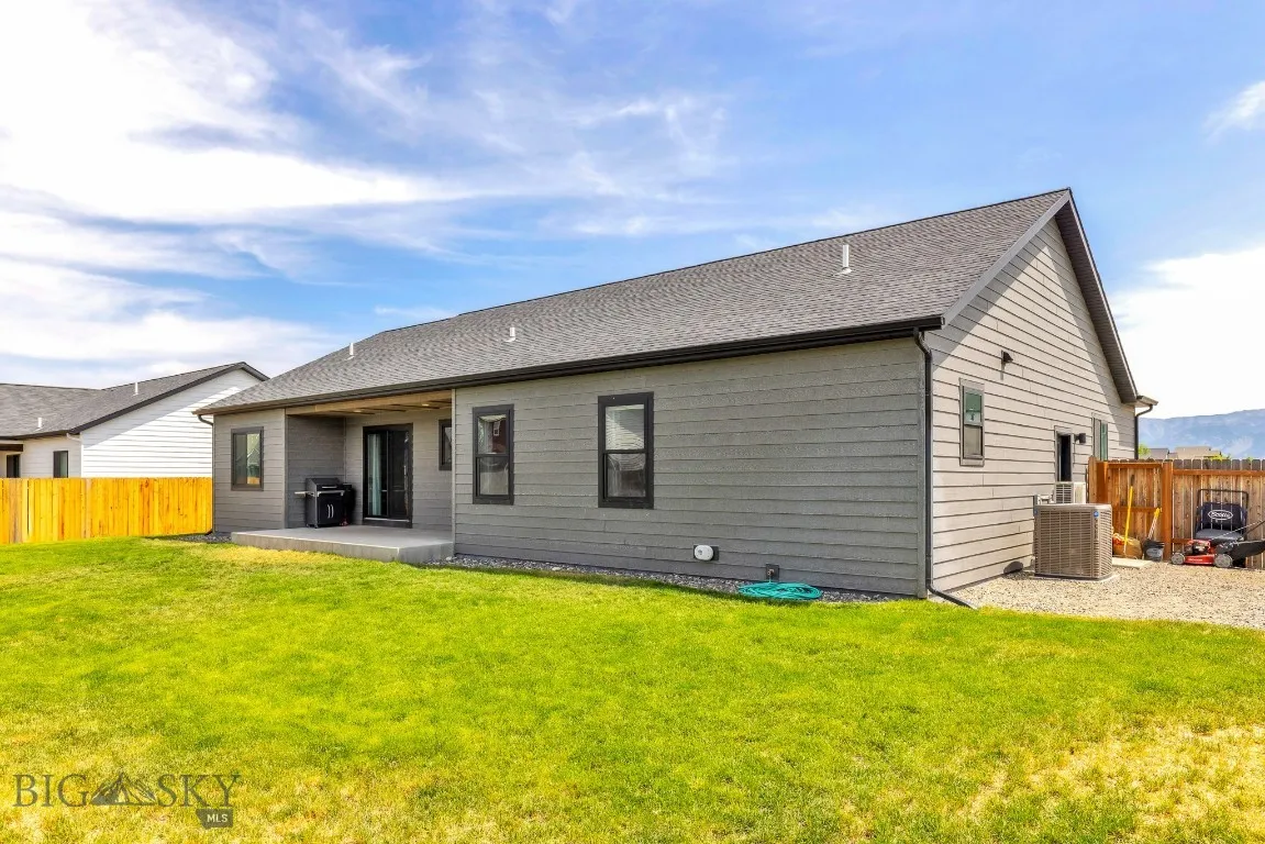 1005 Westwood Circle, Belgrade, Montana 59714, Belgrade, Montana 59714, 3 Bedrooms Bedrooms, ,2 BathroomsBathrooms,Residential,For Sale,1005 Westwood Circle, Belgrade, Montana 59714,401891