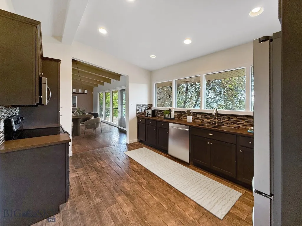 1416 W Gold Street, Butte, Montana 59701, Butte, Montana 59701, 5 Bedrooms Bedrooms, ,2 BathroomsBathrooms,Residential,For Sale,1416 W Gold Street, Butte, Montana 59701,403546
