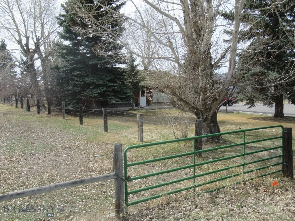Tbd Holmes Ave, Butte, Montana 59701, Butte, Montana 59701, ,Land,For Sale,Tbd Holmes Ave, Butte, Montana 59701,403597