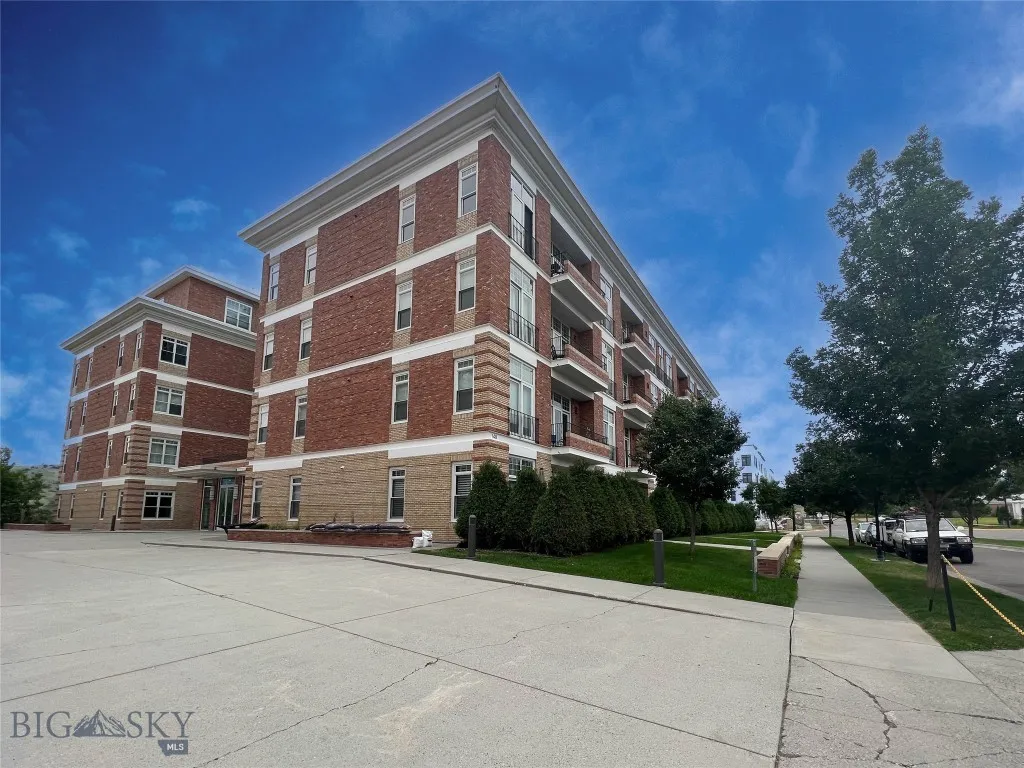 140 Village Crossing Way 1j, Bozeman, Montana 5971, Bozeman, Montana 59715, 2 Bedrooms Bedrooms, ,2 BathroomsBathrooms,Residential,For Sale,140 Village Crossing Way 1j, Bozeman, Montana 5971,403554