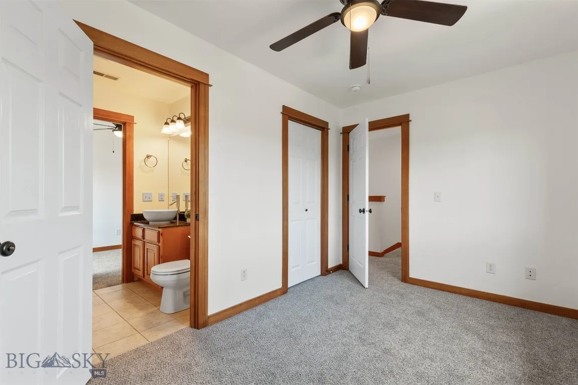 Upstairs Guest Bedroom 1 w/ Jack & Jill Bathroom