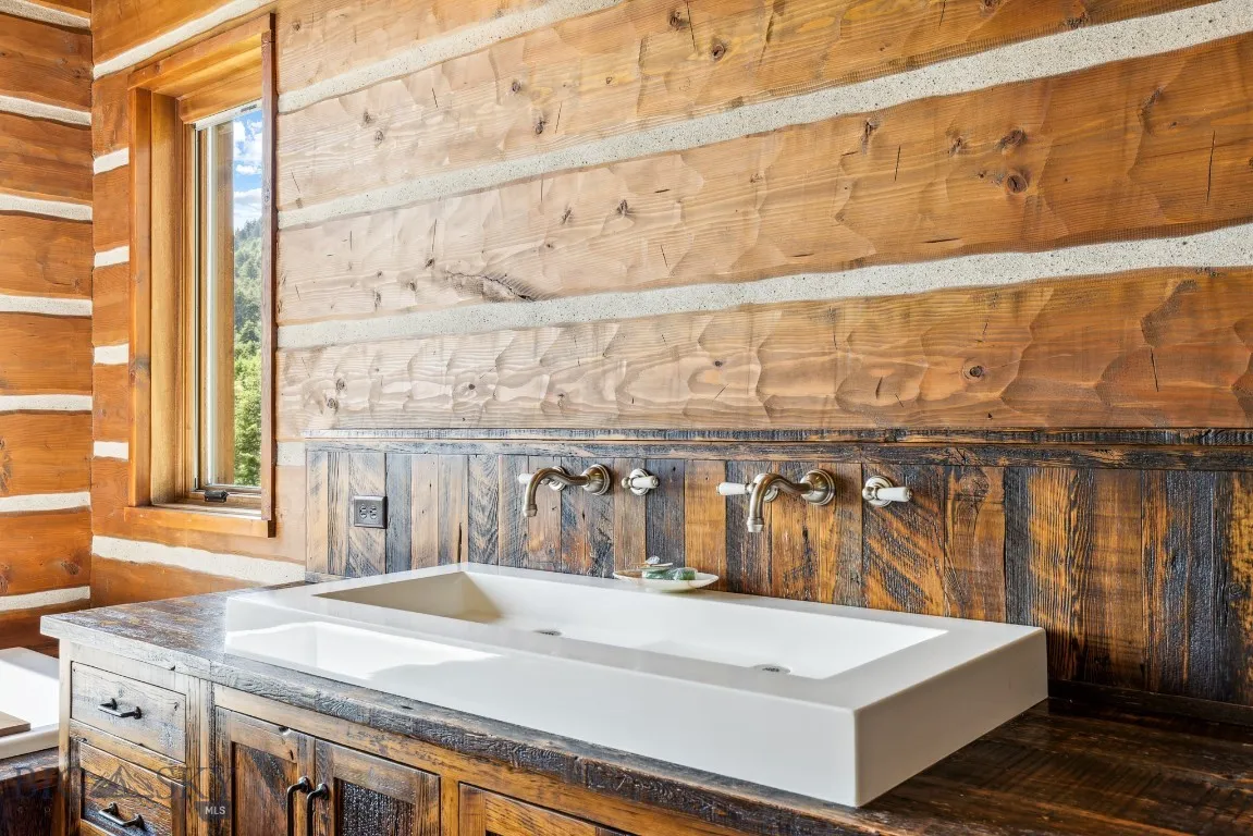 94 Sky Band Trail, Livingston, Montana 59047, Livingston, Montana 59047, 3 Bedrooms Bedrooms, ,3 BathroomsBathrooms,Residential,For Sale,94 Sky Band Trail, Livingston, Montana 59047,403634
