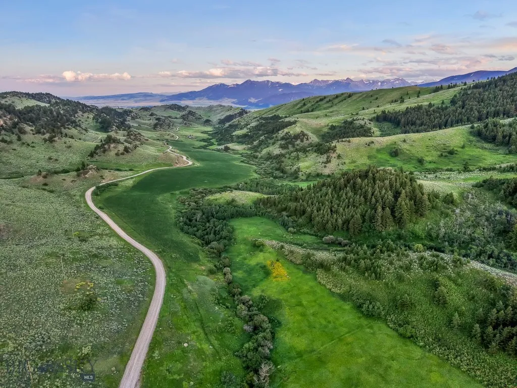 94 Sky Band Trail, Livingston, Montana 59047, Livingston, Montana 59047, 3 Bedrooms Bedrooms, ,3 BathroomsBathrooms,Residential,For Sale,94 Sky Band Trail, Livingston, Montana 59047,403634