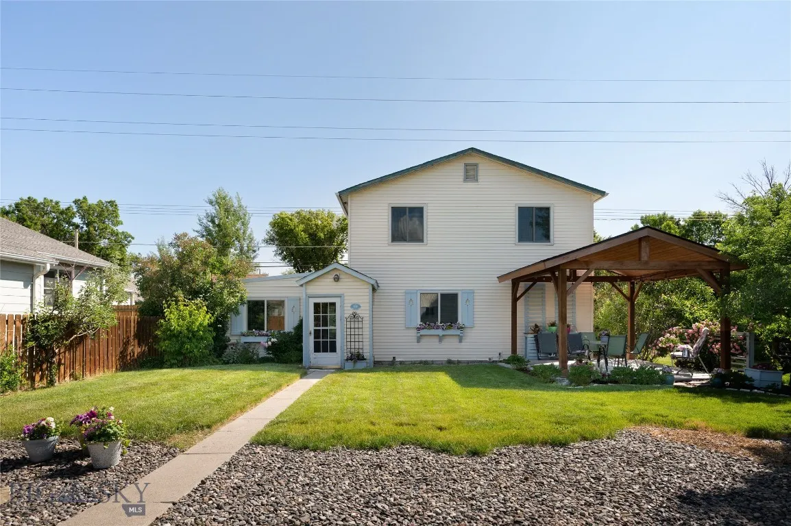 411 S 12th Street, Livingston, Montana 59047, Livingston, Montana 59047, 4 Bedrooms Bedrooms, ,1 BathroomBathrooms,Residential,For Sale,411 S 12th Street, Livingston, Montana 59047,403538