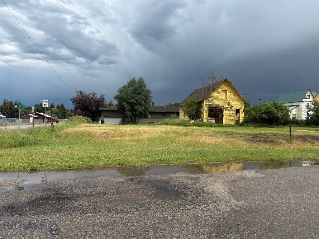 603 California Avenue, Deer Lodge, Montana 59722, Deer Lodge, Montana 59722, 3 Bedrooms Bedrooms, ,2 BathroomsBathrooms,Residential,For Sale,603 California Avenue, Deer Lodge, Montana 59722,403658