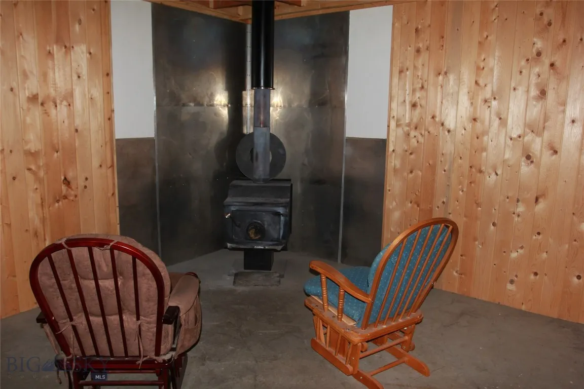 524 Grizzly Meadow Road, Emigrant, Montana 59027, Emigrant, Montana 59027, 1 Bedroom Bedrooms, ,1 BathroomBathrooms,Residential,For Sale,524 Grizzly Meadow Road, Emigrant, Montana 59027,403541