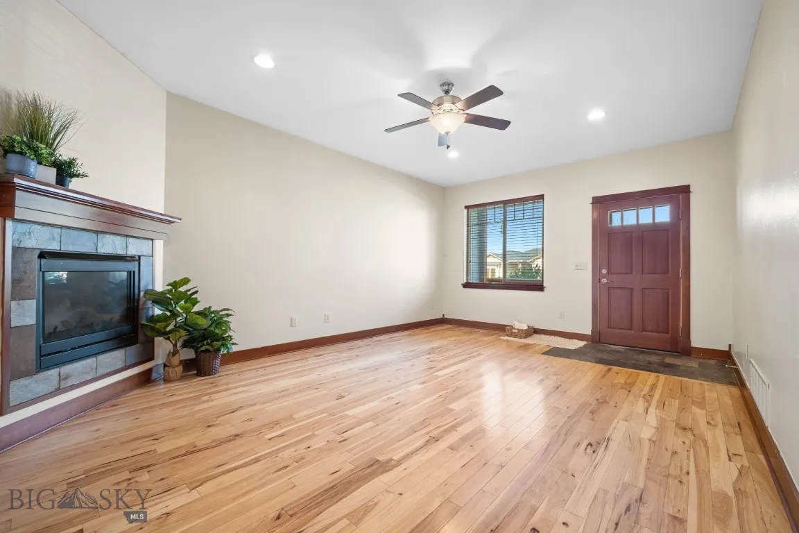 1168 Saxon Way A, Bozeman, Montana 59718, Bozeman, Montana 59718, 3 Bedrooms Bedrooms, ,2 BathroomsBathrooms,Residential,For Sale,1168 Saxon Way A, Bozeman, Montana 59718,403664