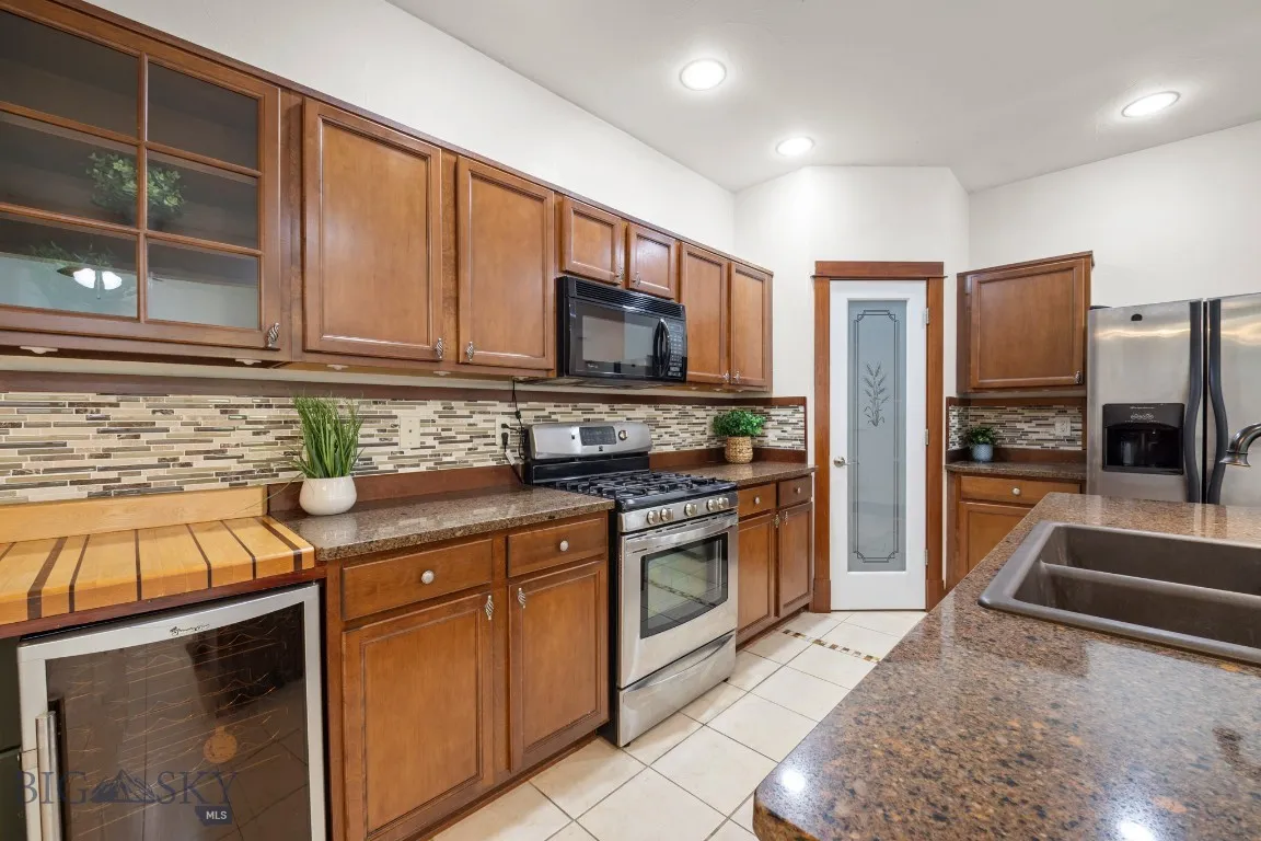 1168 Saxon Way A, Bozeman, Montana 59718, Bozeman, Montana 59718, 3 Bedrooms Bedrooms, ,2 BathroomsBathrooms,Residential,For Sale,1168 Saxon Way A, Bozeman, Montana 59718,403664