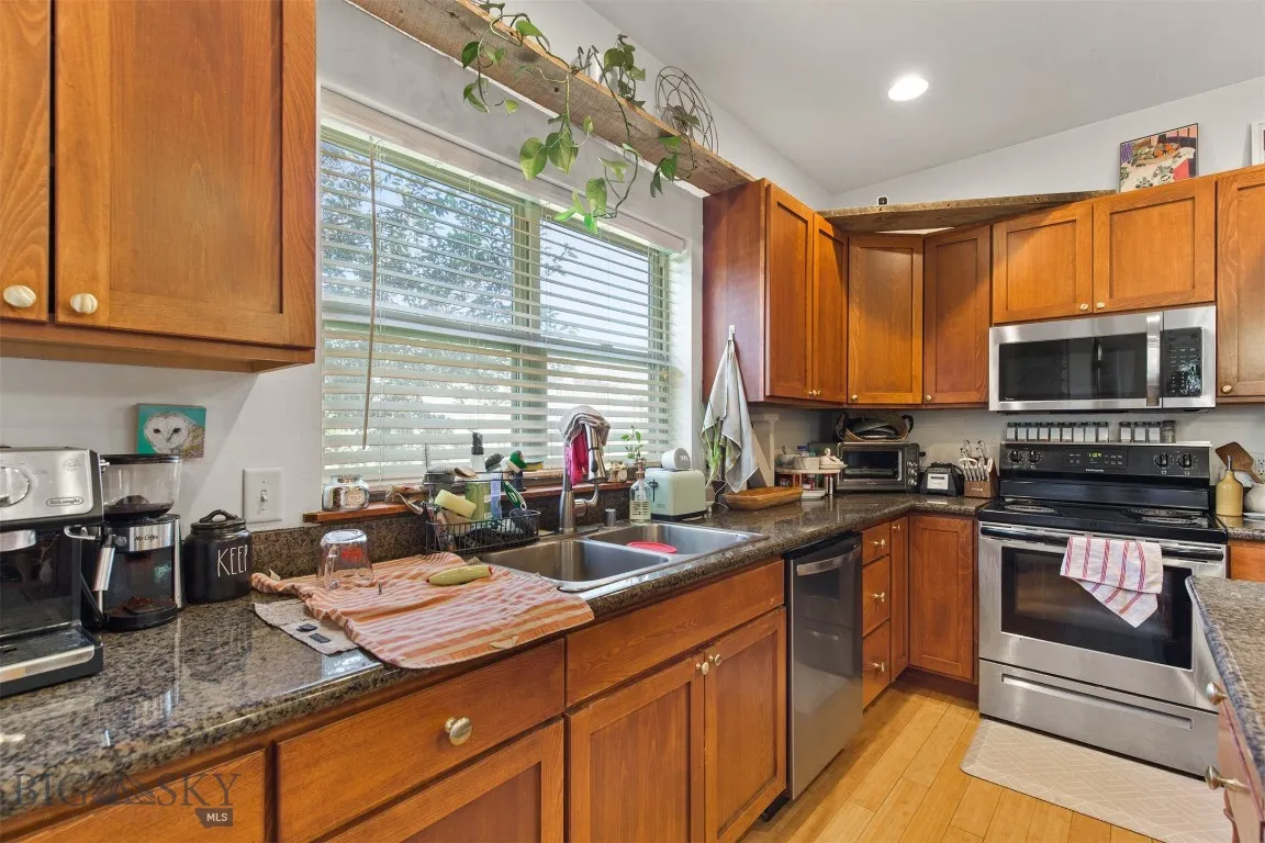 3335 N 27th 11, Bozeman, Montana 59718, Bozeman, Montana 59718, 2 Bedrooms Bedrooms, ,1 BathroomBathrooms,Residential,For Sale,3335 N 27th 11, Bozeman, Montana 59718,403660