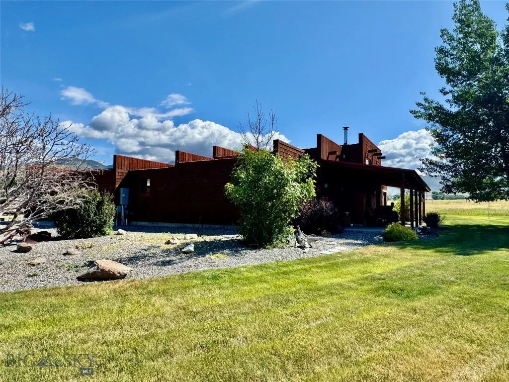 94 Wisconsin Creek Road, Sheridan, Montana 59749, Sheridan, Montana 59749, 3 Bedrooms Bedrooms, ,2 BathroomsBathrooms,Residential,For Sale,94 Wisconsin Creek Road, Sheridan, Montana 59749,0,403640