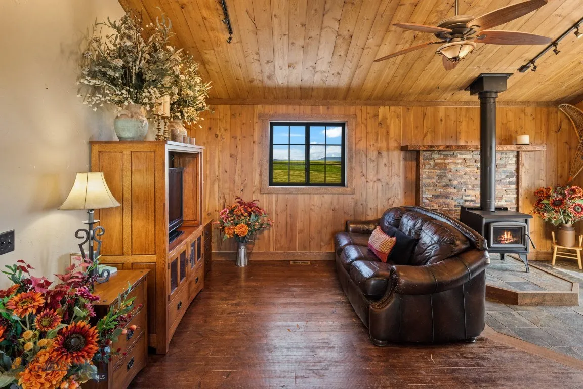 26 Dalesview, Three Forks, Montana 59752, Three Forks, Montana 59752, 3 Bedrooms Bedrooms, ,Residential,For Sale,26 Dalesview, Three Forks, Montana 59752,403657