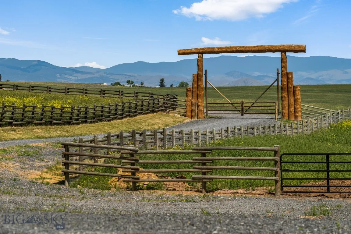 26 Dalesview, Three Forks, Montana 59752, Three Forks, Montana 59752, 3 Bedrooms Bedrooms, ,Residential,For Sale,26 Dalesview, Three Forks, Montana 59752,403657