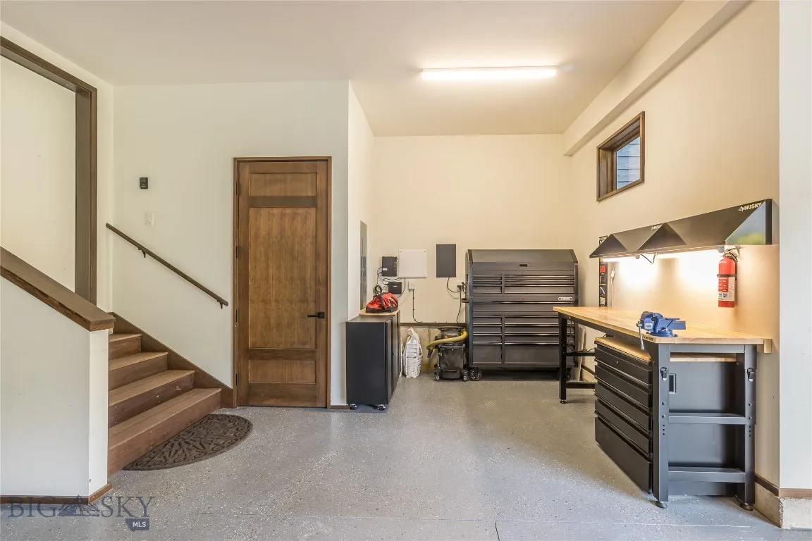 Garage acces with shop area