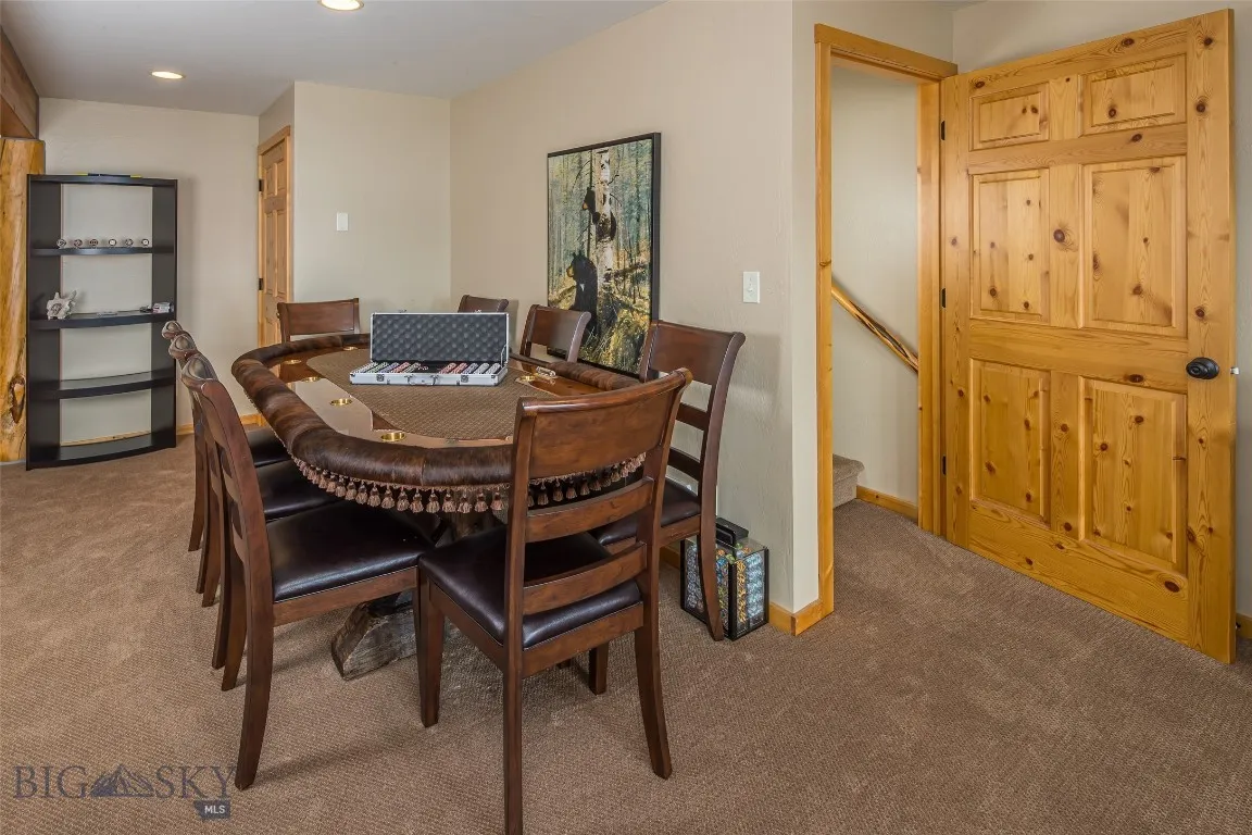 70 Lake Shore Drive 3, West Yellowstone, Montana 5, West Yellowstone, Montana 59758, 3 Bedrooms Bedrooms, ,4 BathroomsBathrooms,Residential,For Sale,70 Lake Shore Drive 3, West Yellowstone, Montana 5,403583