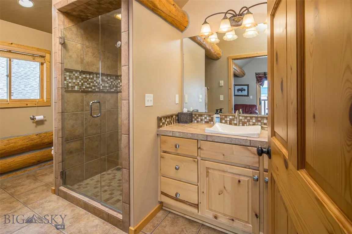 70 Lake Shore Drive 3, West Yellowstone, Montana 5, West Yellowstone, Montana 59758, 3 Bedrooms Bedrooms, ,4 BathroomsBathrooms,Residential,For Sale,70 Lake Shore Drive 3, West Yellowstone, Montana 5,403583