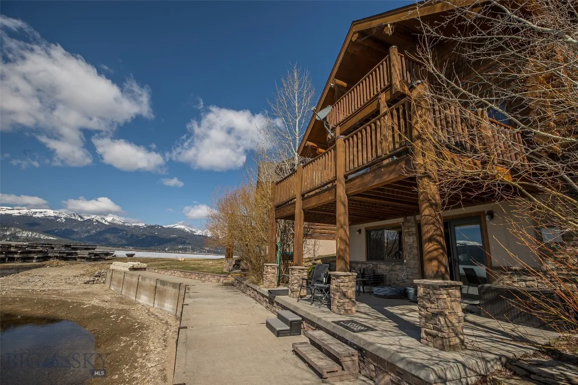 70 Lake Shore Drive 3, West Yellowstone, Montana 5, West Yellowstone, Montana 59758, 3 Bedrooms Bedrooms, ,4 BathroomsBathrooms,Residential,For Sale,70 Lake Shore Drive 3, West Yellowstone, Montana 5,403583