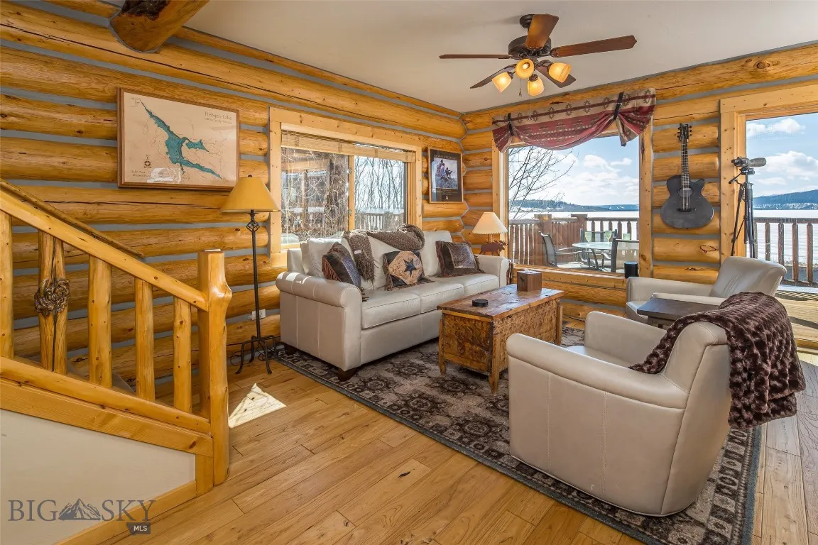 70 Lake Shore Drive 3, West Yellowstone, Montana 5, West Yellowstone, Montana 59758, 3 Bedrooms Bedrooms, ,4 BathroomsBathrooms,Residential,For Sale,70 Lake Shore Drive 3, West Yellowstone, Montana 5,403583