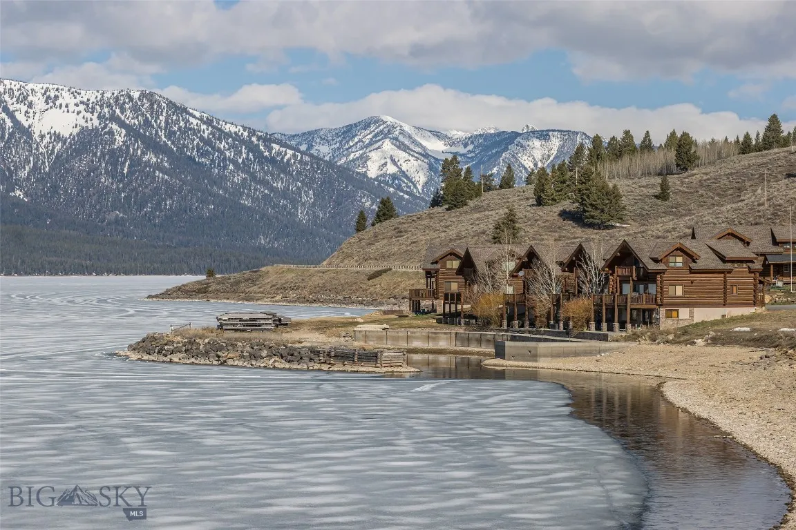 70 Lake Shore Drive 3, West Yellowstone, Montana 5, West Yellowstone, Montana 59758, 3 Bedrooms Bedrooms, ,4 BathroomsBathrooms,Residential,For Sale,70 Lake Shore Drive 3, West Yellowstone, Montana 5,403583