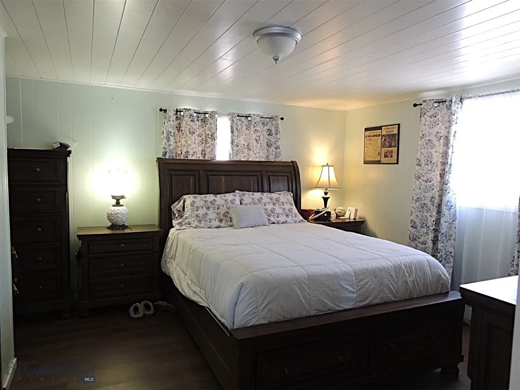 413 & 415 E 4th Street, Anaconda, Montana 5971, Anaconda, Montana 59711, 3 Bedrooms Bedrooms, ,1 BathroomBathrooms,Residential,For Sale,413 & 415 E 4th Street, Anaconda, Montana 5971,403734