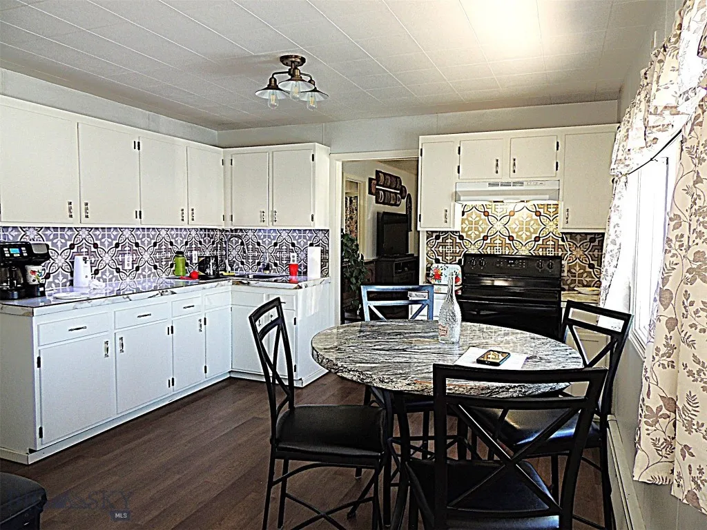 413 & 415 E 4th Street, Anaconda, Montana 5971, Anaconda, Montana 59711, 3 Bedrooms Bedrooms, ,1 BathroomBathrooms,Residential,For Sale,413 & 415 E 4th Street, Anaconda, Montana 5971,403734