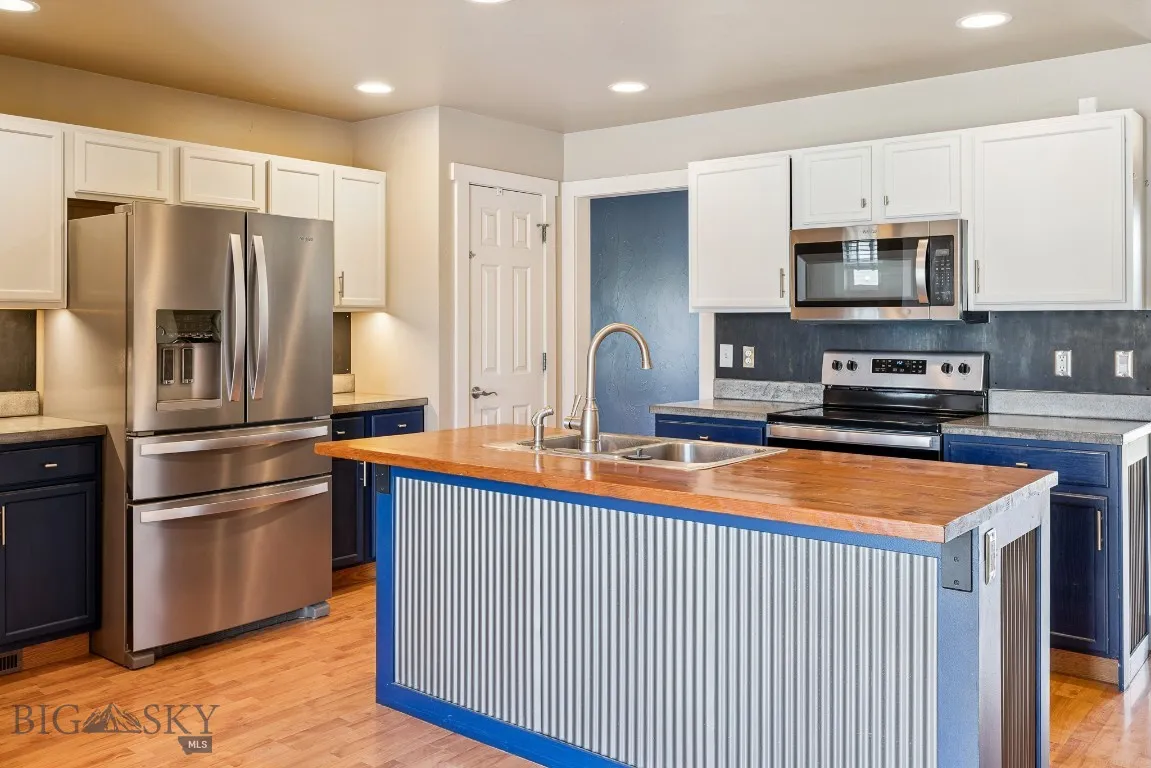 157 Woodman Drive, Belgrade, Montana 59714, Belgrade, Montana 59714, 3 Bedrooms Bedrooms, ,2 BathroomsBathrooms,Residential,For Sale,157 Woodman Drive, Belgrade, Montana 59714,0,402762