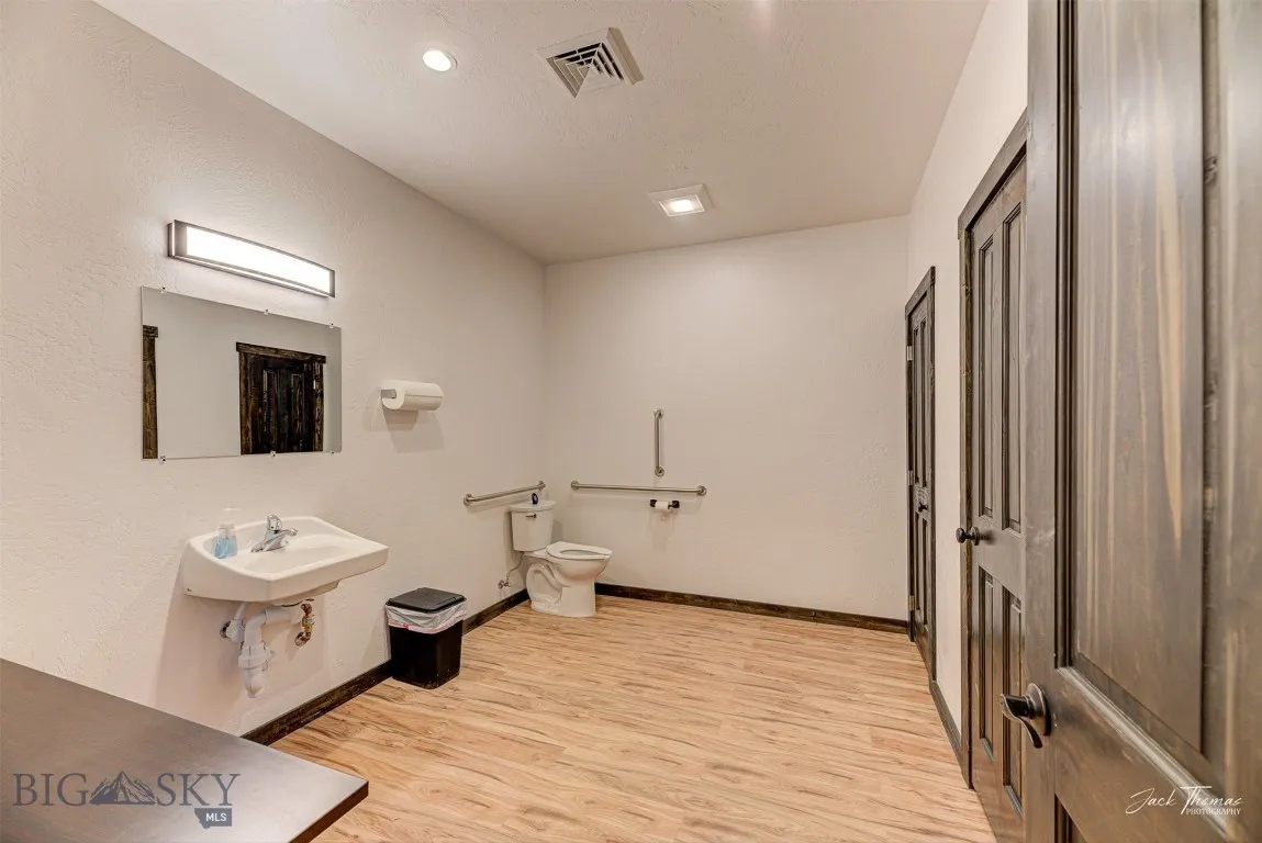 4775 York Road, Helena, Montana 59602, Helena, Montana 59602, ,Commercial Sale,For Sale,4775 York Road, Helena, Montana 59602,0,403699