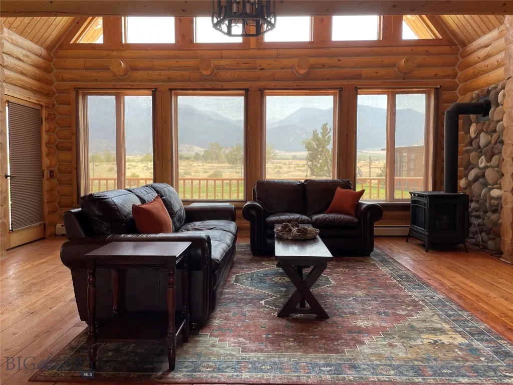 18 White Rock Lane, Whitehall, Montana 59759, Whitehall, Montana 59759, 3 Bedrooms Bedrooms, ,2 BathroomsBathrooms,Residential,For Sale,18 White Rock Lane, Whitehall, Montana 59759,403744